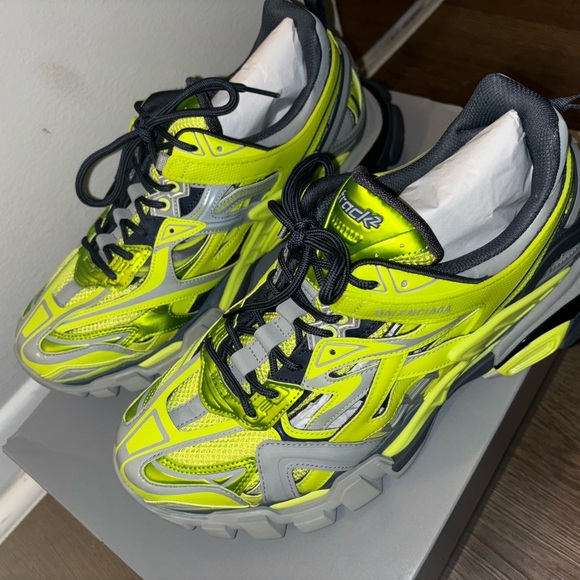 balenciaga - Picture 2 of 4